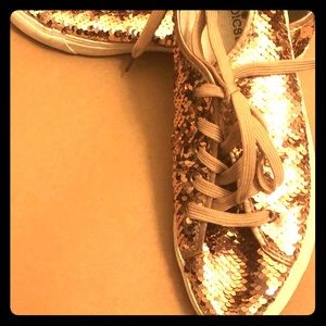 HOT BLINGED OUT ROSE GOLD SEQUIN SNEAKER sz 9